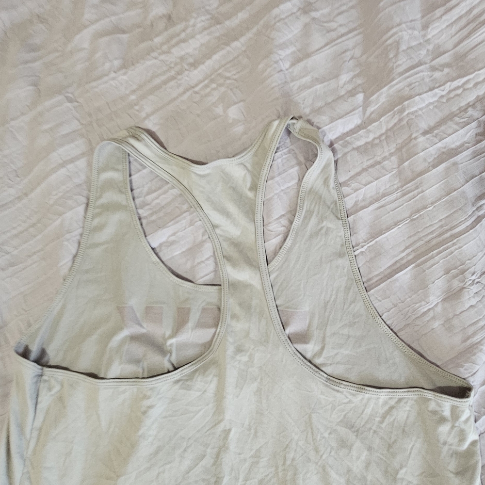 PINK Victoria's Secret Gray Tank Top - Picture 2 of 4